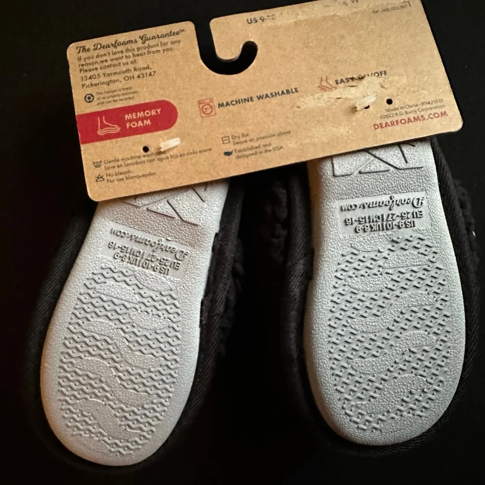 Baby DLuxe by Dearfoams Black White Smiley Face Slippers Size 9